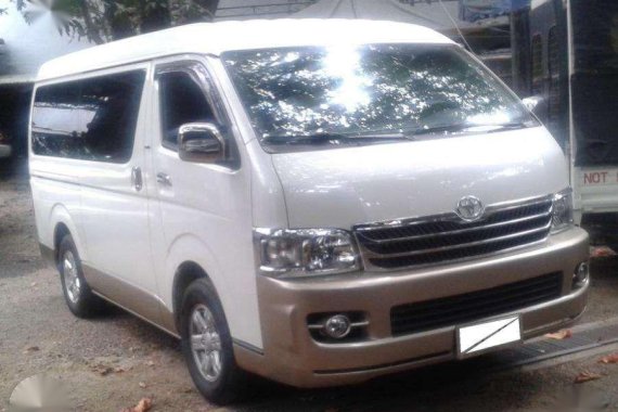 Toyota Hiace Super Grandia 2009 for sale