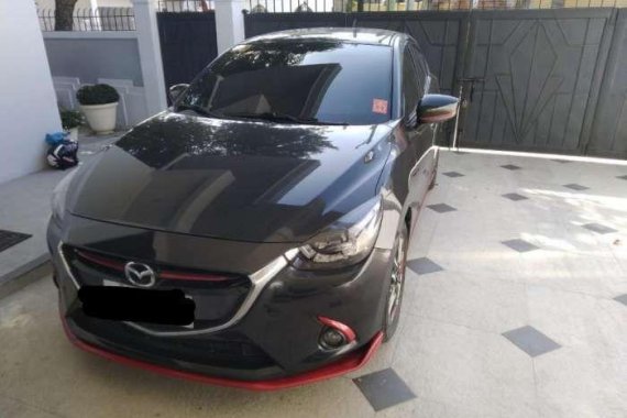 2016 Mazda 2 AT for sale 