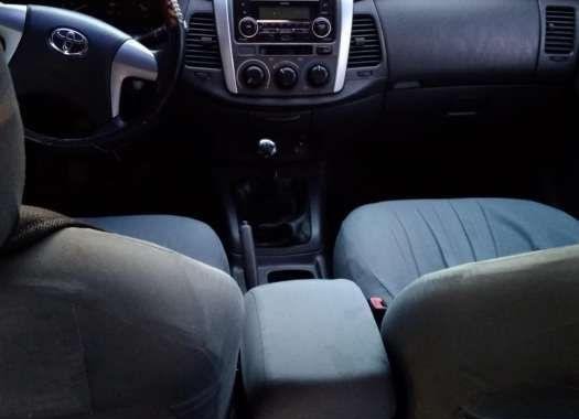 Toyota Innova E 2012 for sale 