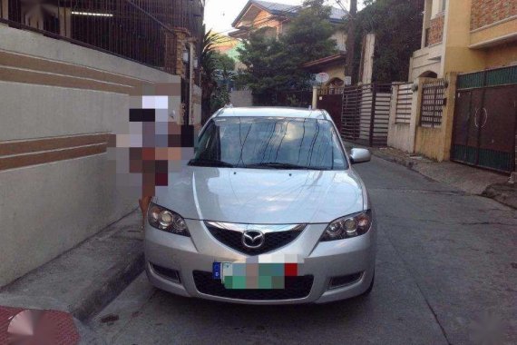 Mazda 3 2011 model for sale