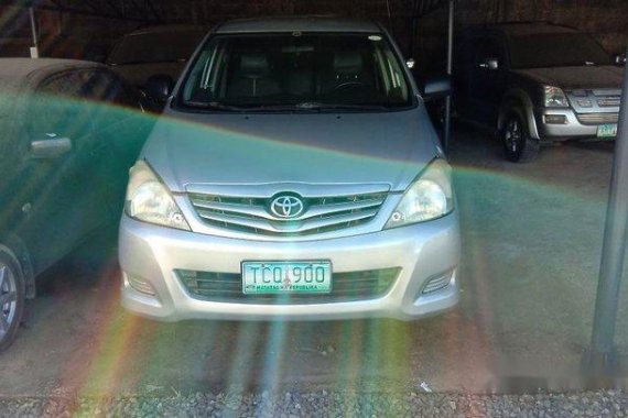 Toyota Innova 2012 E AT for sale