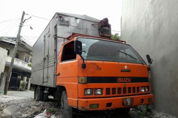 Isuzu Elf Truck for sale