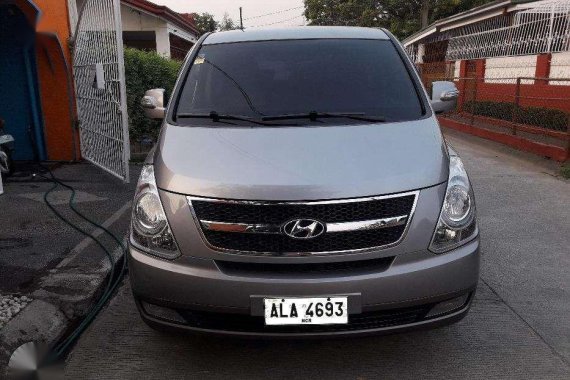 2015 Hyundai Starex Gold for sale