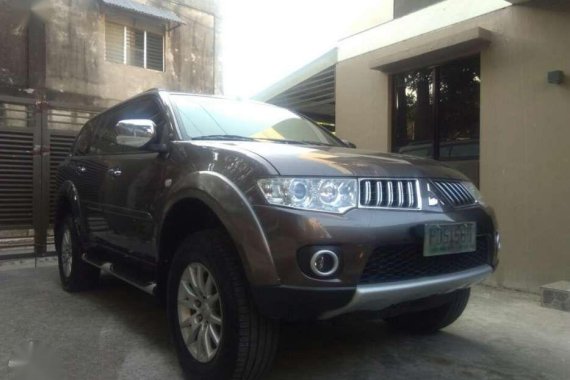 2011 Mitsubishi Montero gls v matic 4x2 for sale