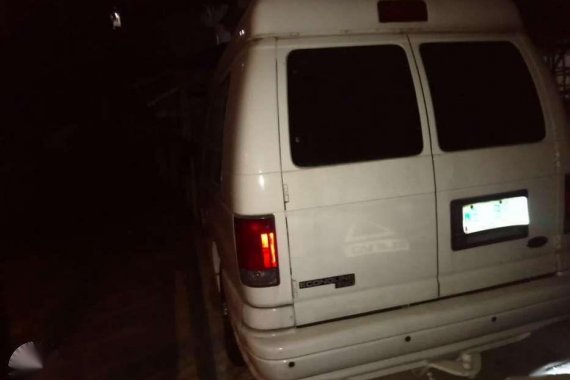 Like new Ford Econoline for sale