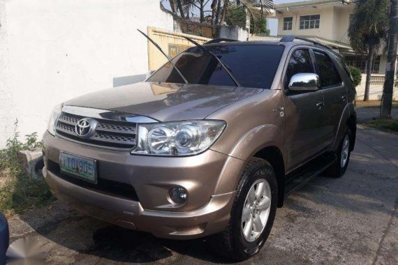 2010 Toyota Fortuner G Gas Automatic Financing OK