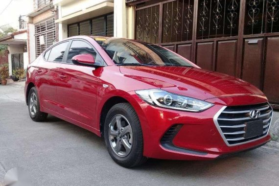 SAVE 50% 1700 KMs 2017 Hyundai Elantra MT 