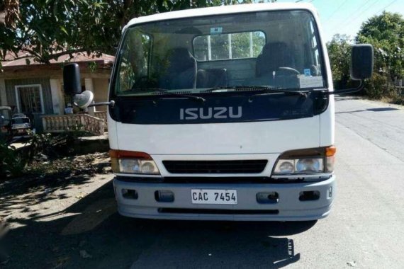 2017 isuzu Elf for sale