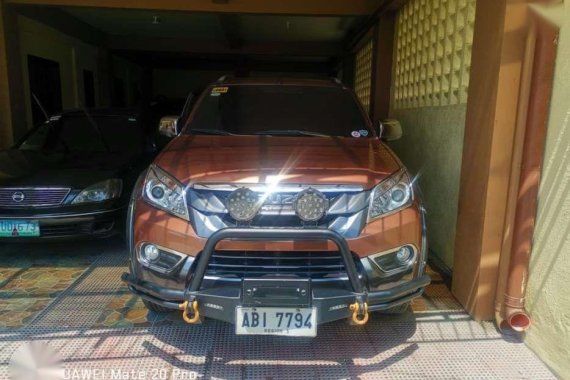 Isuzu Mu-X 2015 LS-M Manual Tranny for sale