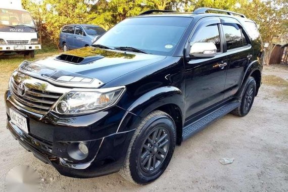 2015 Toyota Fortuner G AT Diesel TRD Black Edition