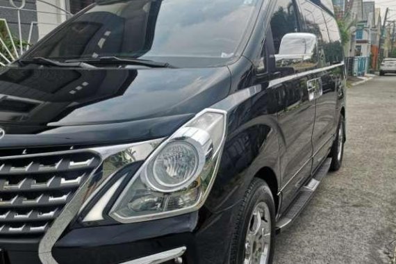 2012 HYUNDAI GRAND STAREX VIP ROYAL LIMOUSINE