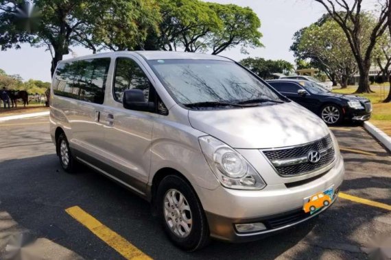 2009 Hyundai Starex Gold for sale