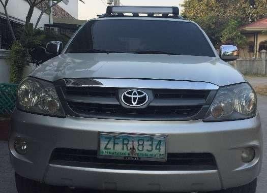 Toyota Fortuner 2006 Model G FOR SALE