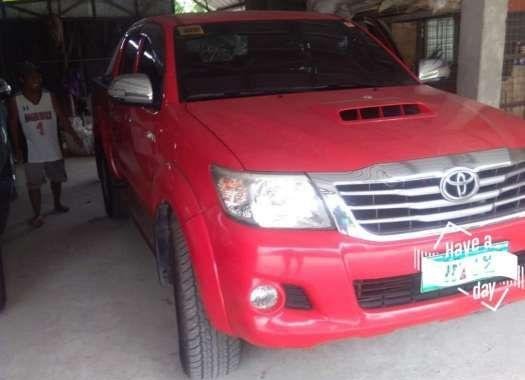 Toyota Hilux 4x2 manual 2013model FOR SALE