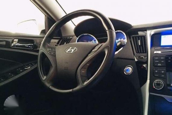 2011 Hyundai Sonata Theta II Premium Automatic 