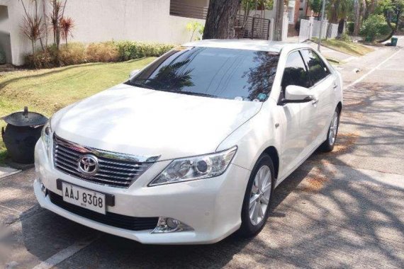 2014 Toyota Camry 2.5v sedan for sale