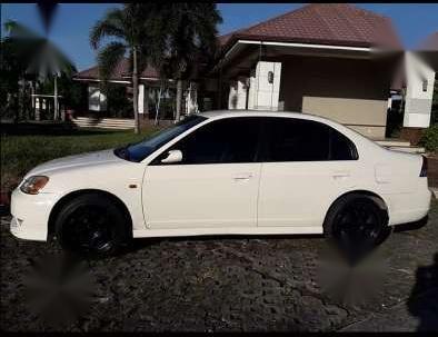 Honda Civic 2004 model lxi smooth manual transmission