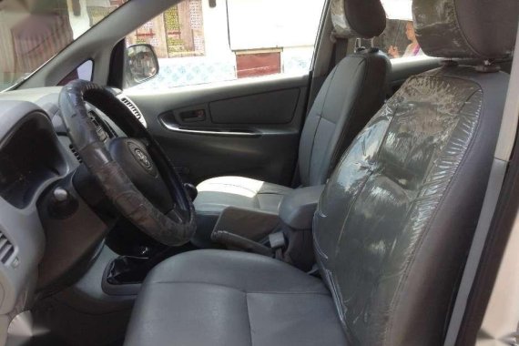 2008 Toyota Innova J  Manual transmission