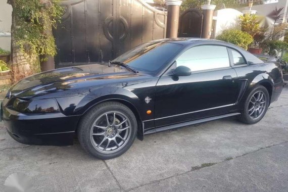 Ford Mustang Sports Car 2 dr 1999 FOR SALE