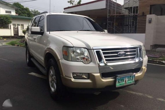 2010 FORD Explorer (Top of the line)