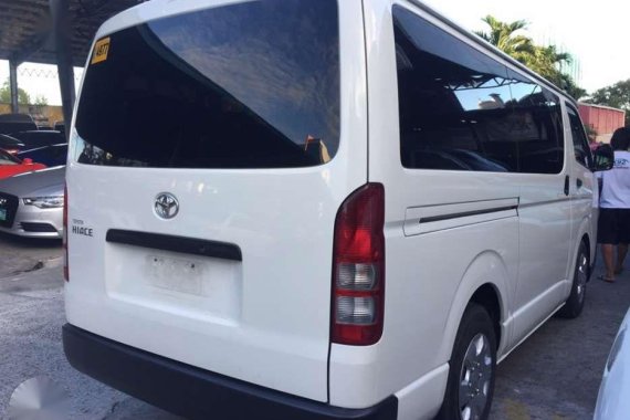 2017 TOYOTA Hiace commuter 3.0L FOR SALE