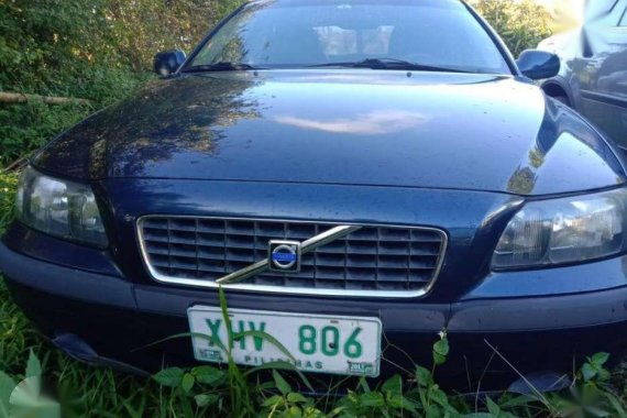 2003 Volvo S60 luxury car FOR SALE