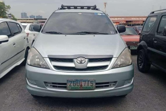 2006 Toyota innova E Manual transmission Diesel engine