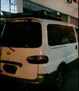 For Sale: HYUNDAI Starex White MODEL1998