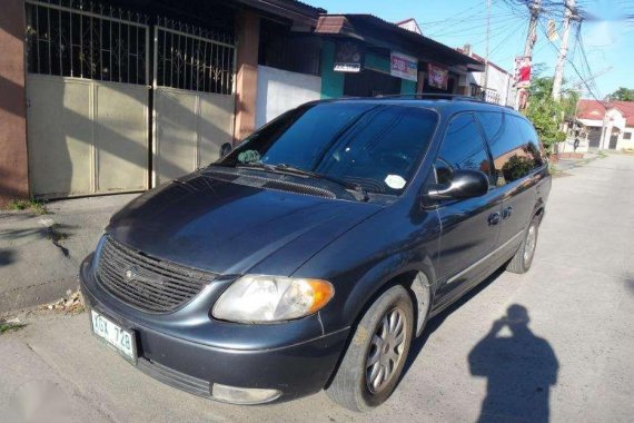 Chrysler Town And Country mini van 7 seater 2002 model