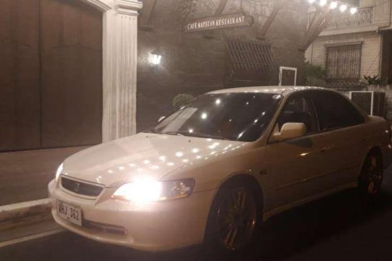 1999 Honda Accord vti-l top of the line matic