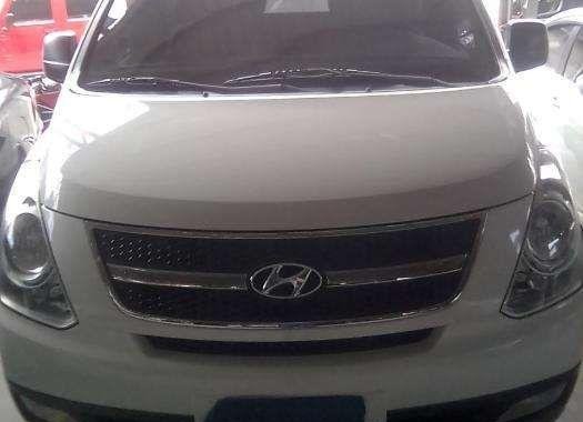 2009 Hyundai Starex Gold Edition Automatic Diesel