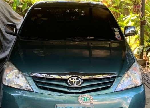 Toyota Innova G 2010 MT FOR SALE