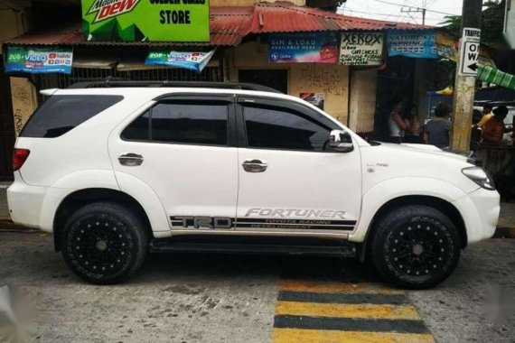 RUSH Toyota Fortuner V LOADED 2006 model.