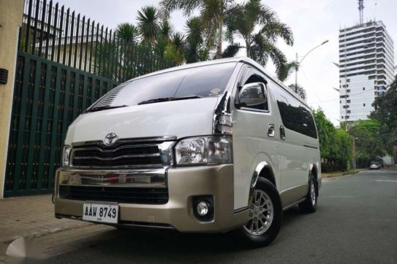 2014 Toyota Hiace Super Grandia Automatic 2 tone original