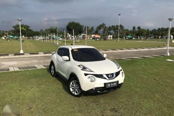 Nissan Juke Pearl White 2016 for sale