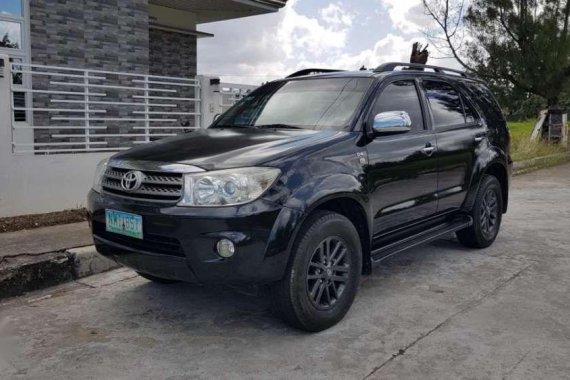 2009 model Toyota Fortuner G AT Diesel