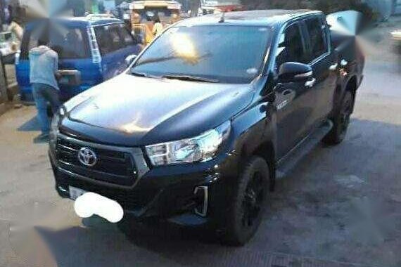 2018 Toyota Hilux E manual naka mags new tires