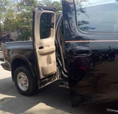 FORD F150 V8 2001 MODEL FOR SALE