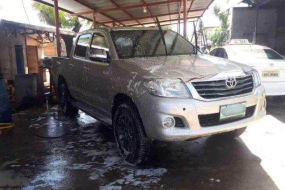 Toyota Hilux E 2012 model Manual FOR SALE