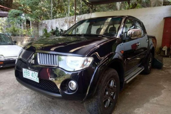 Mitsubishi Strada 2010 for sale