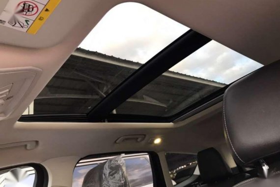 2016 Ford Escape Titanium AT 4WD Full Options Park Assist Sunroof
