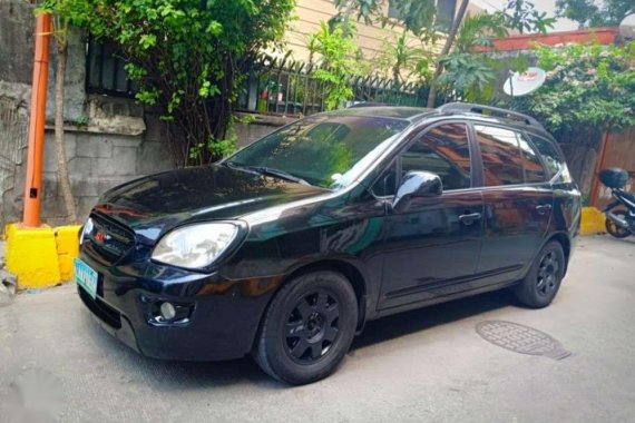 FOR SALE KIA CARENS AUTOMATIC 2010 MODEL