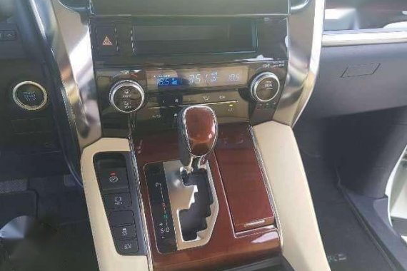 Toyota Alphard 2017 model for sale