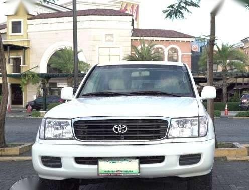 2001 BULLETPROOF (Level BR6) Toyota Land Cruiser - 3.9M (Neg)