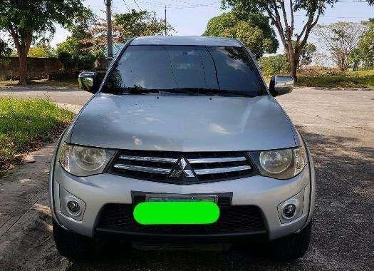 Mitsubishi Strada 2011 glx v for sale 
