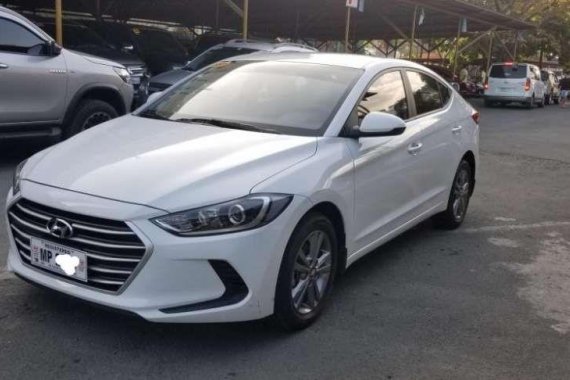 2016 Hyundai Elantra 2.0L Matic for sale 