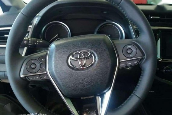 Toyota Camry 2.5G Gas AT 2019 brand new