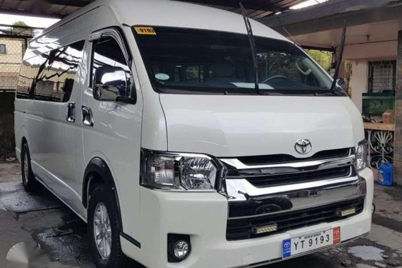 2016 model Toyota Hiace Super Grandia LXV AT Diesel