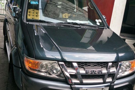 Isuzu XUV 2010 model for sale