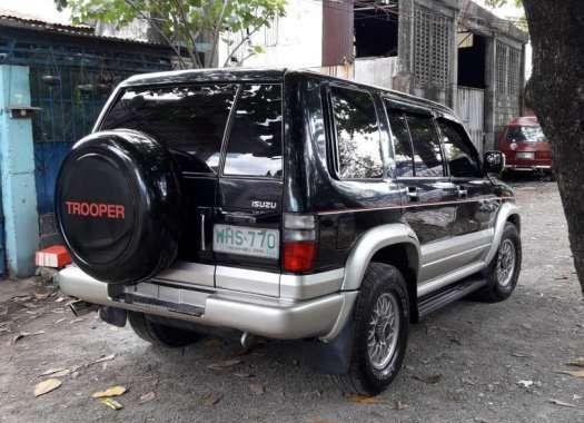 Isuzu Trooper Ls Model 2000 diesel